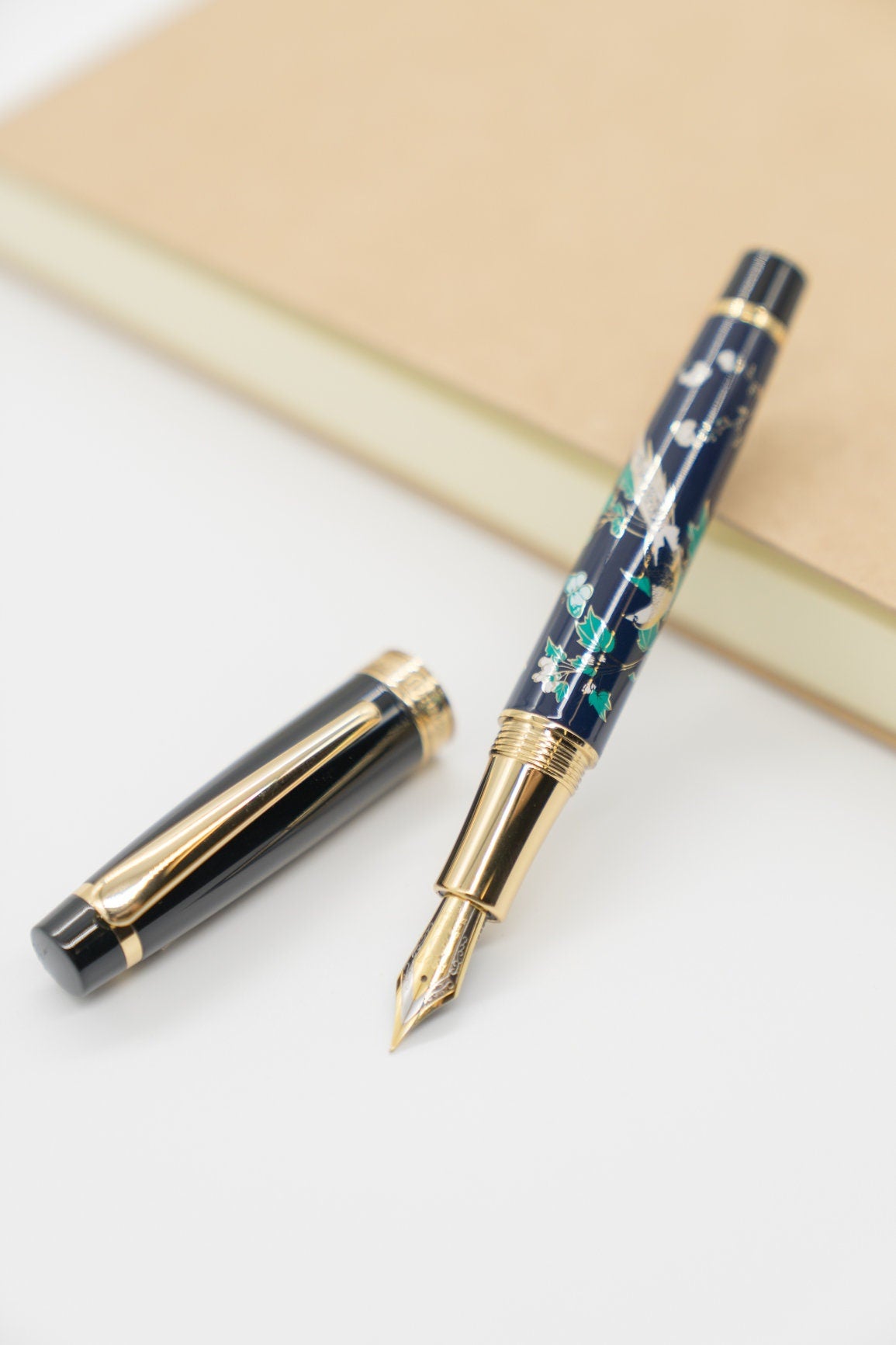 Luxury Navy Fountain Pen - Refillable Calligraphy Pen for Writers
