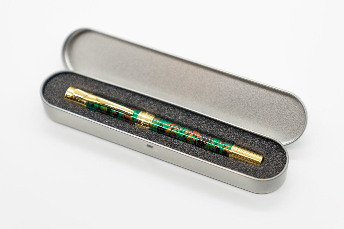 Vintage Green Gold Fountain Pen - Refillable Metal Calligraphy Pen M Nib Wedding Boss Gift