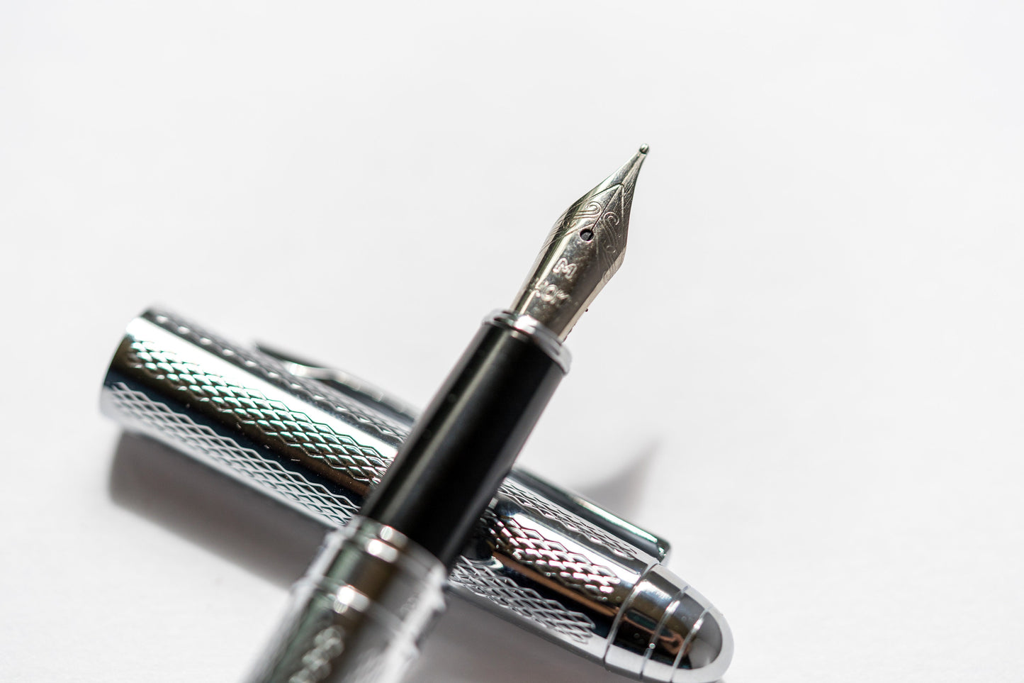 Silver Stainless Steel Fountain Pen - Vintage Refillable Calligraphy Pen with Medium Nib