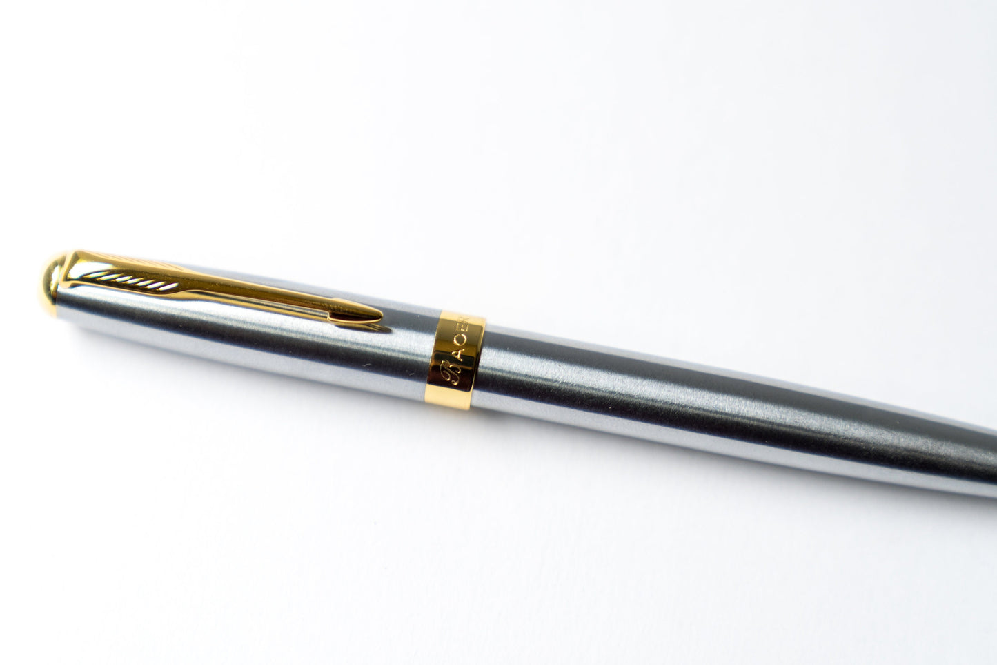 Elegant Stainless Steel Fountain Pen - Refillable Calligraphy Pen with Vintage Design