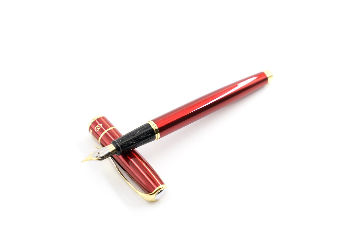 Luxury Fountain Pen - Refillable Calligraphy Tool in Red and Gold