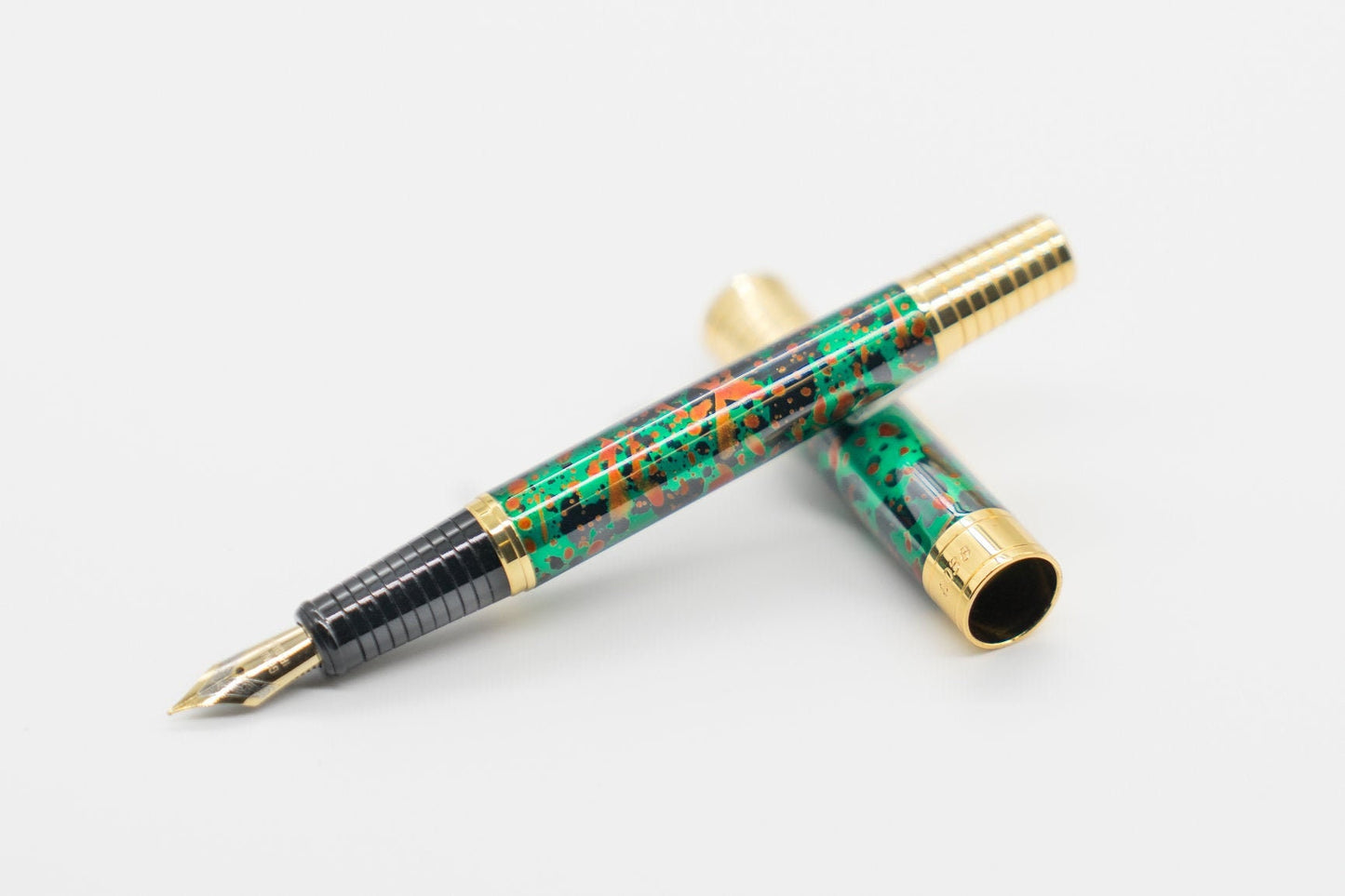 Vintage Green Gold Fountain Pen - Refillable Metal Calligraphy Pen M Nib Wedding Boss Gift