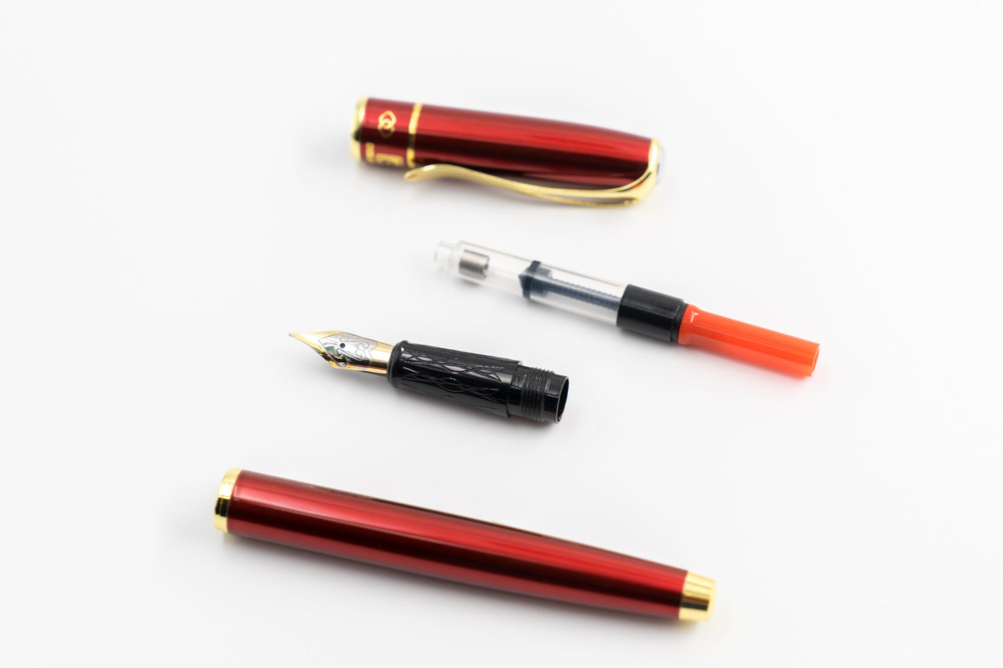 Luxury Fountain Pen - Refillable Calligraphy Tool in Red and Gold