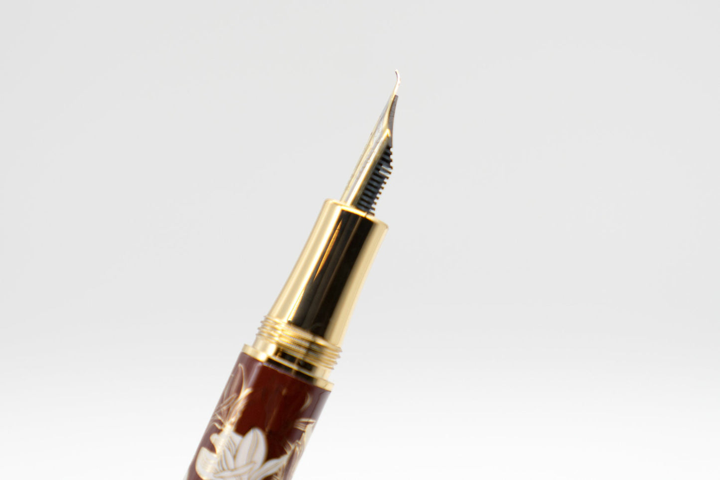 Luxury Floral Fountain Pen - Bent Nib Calligraphy Pen Refillable Gift for Writers