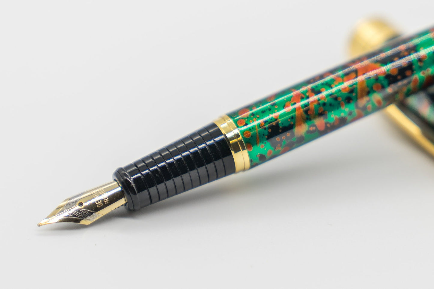 Vintage Green Gold Fountain Pen - Refillable Metal Calligraphy Pen M Nib Wedding Boss Gift