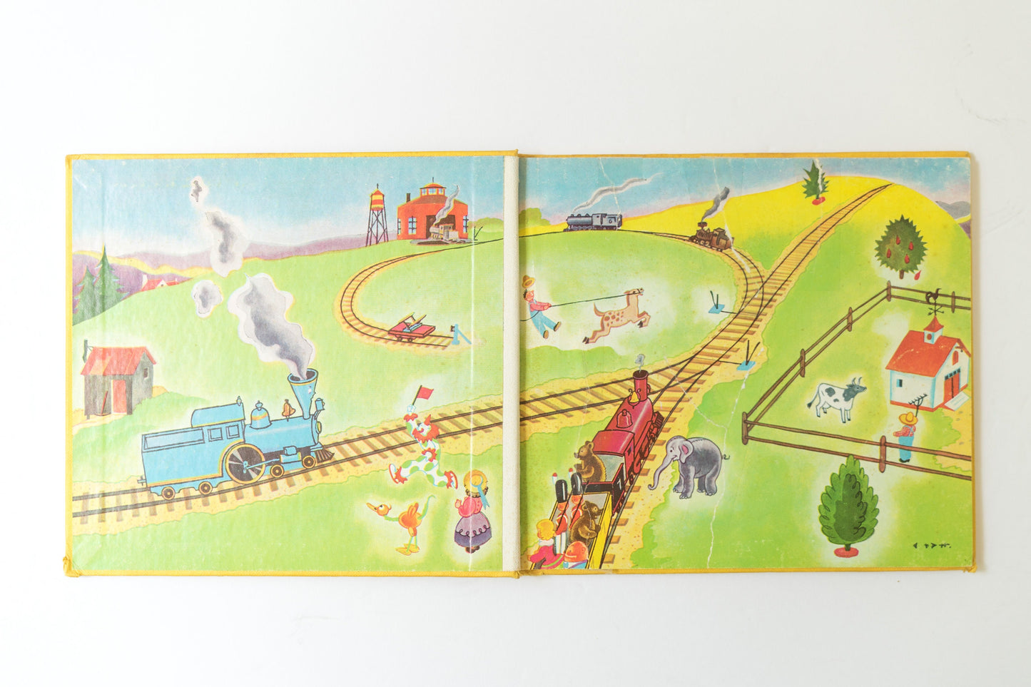 Vintage Childrens Book - The Little Engine That Could by Watty Piper Classic Hardcover Picture Book