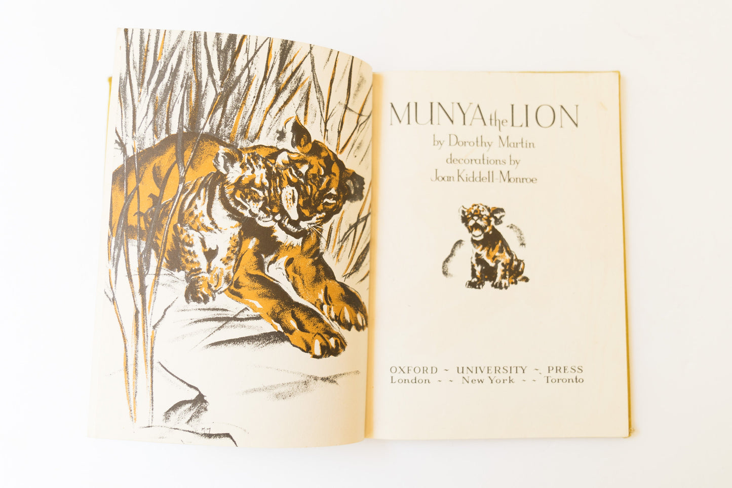 Vintage Childrens Book - 1948 Munya the Lion by Dorothy Martin  Kidell-Monroe